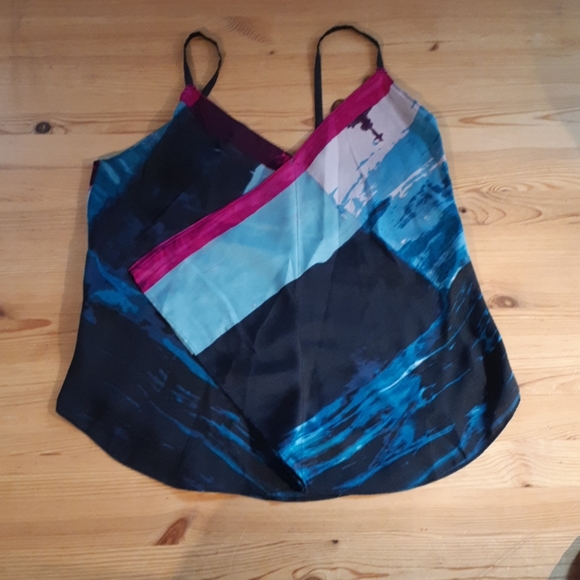 Abstract print unique front design RACHEL tank - Picture 3 of 6